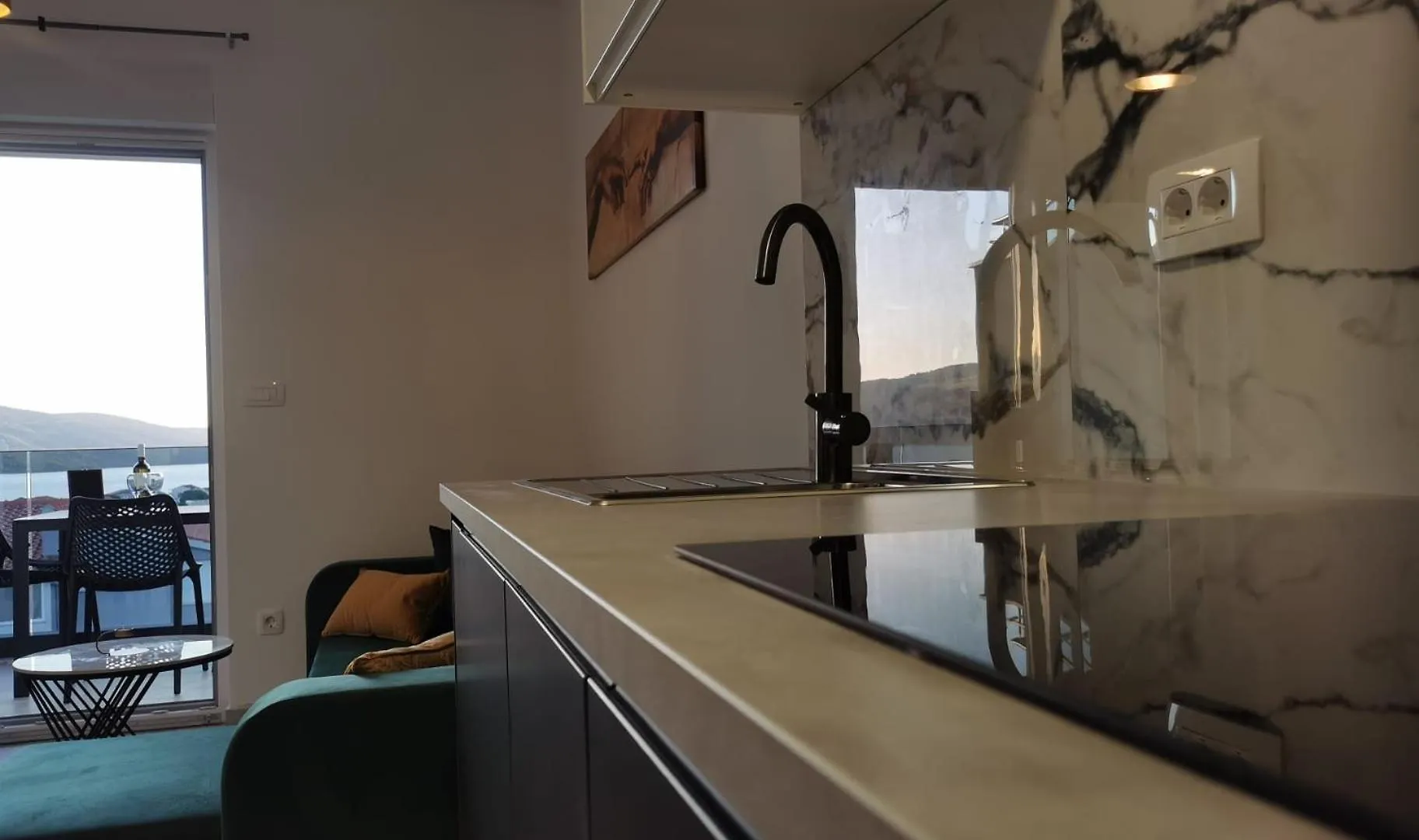 Apartment Adriana Seget Vranjica 0*,